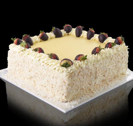 Vanilla Decorated Sponge Cake (Square)