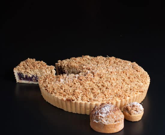 Apple & Berry Crumble