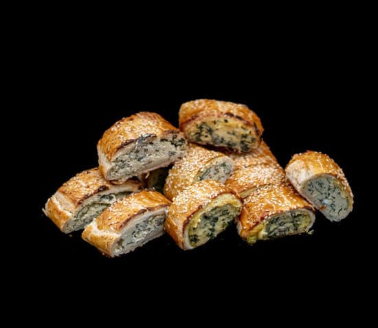 Spinach & Cheese Roll